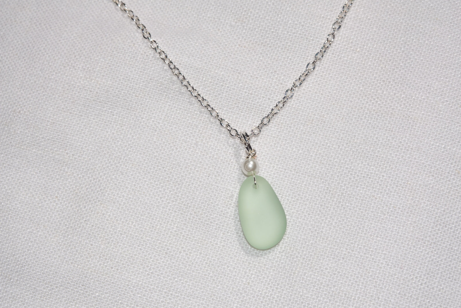 Light Green Sea Glass Necklace - silber
