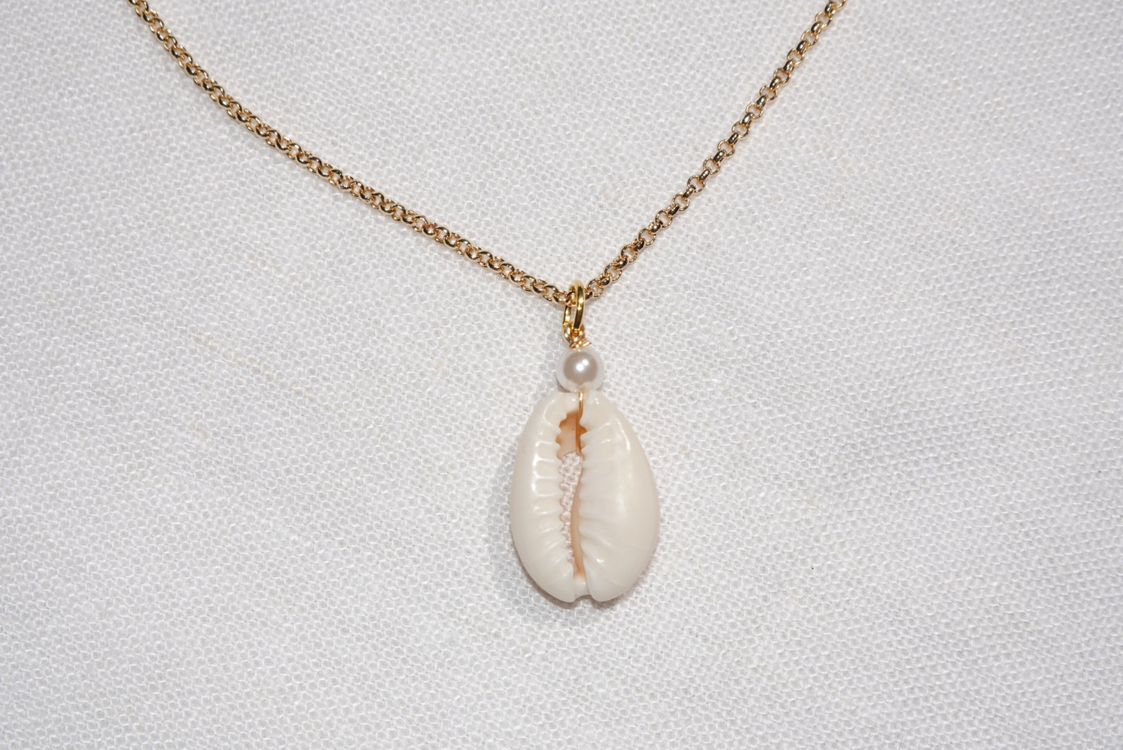 Cowrie Shell Necklace ~ gold