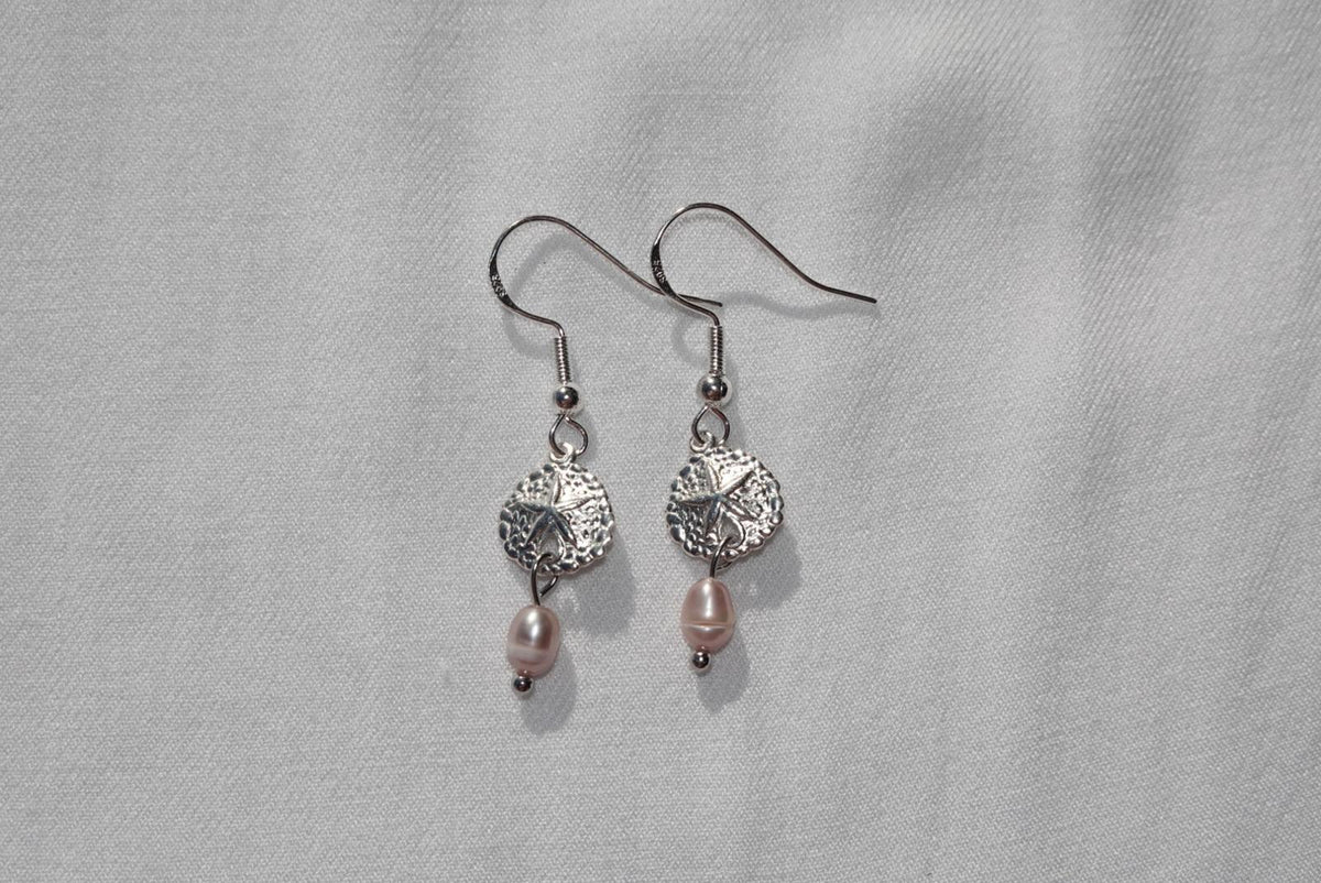 Sand Dollar x Purple Pearl Earrings - silver