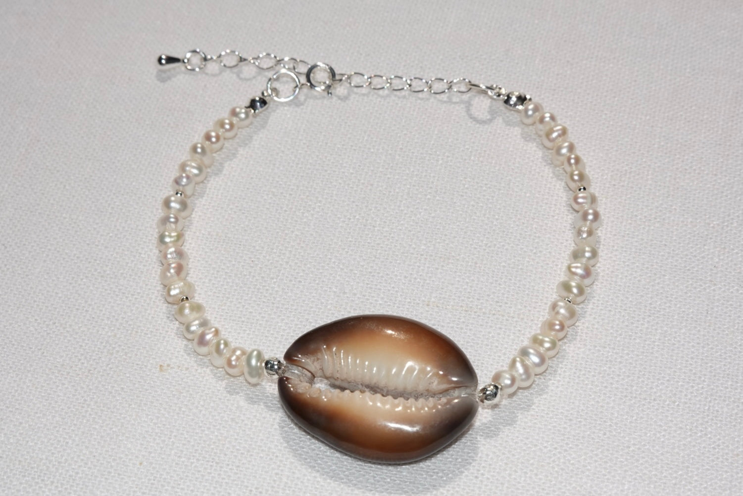 Brown Cowrie Shell Braclet