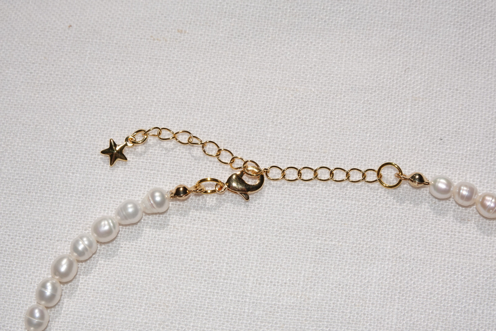 Fresh Water Pearl Necklace - gold