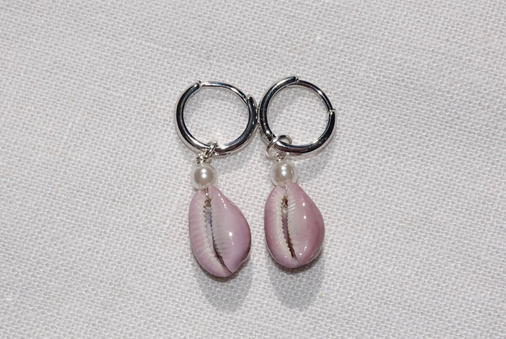 Purple Erosaria Cowrie Shell Hoops - silber