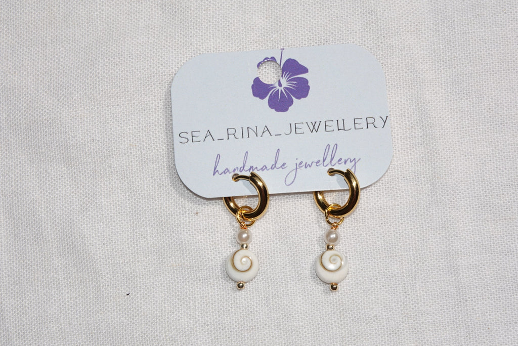 Calypso Shiva Shell Hoops ~ medium - gold