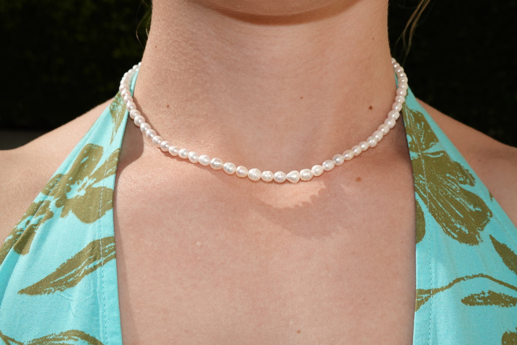 Fresh Water Pearl Necklace - gold