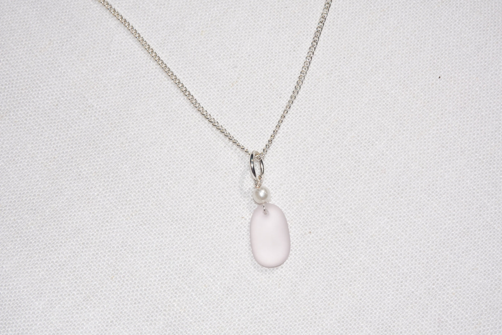 Light Pink Beach Glass Necklace - silber