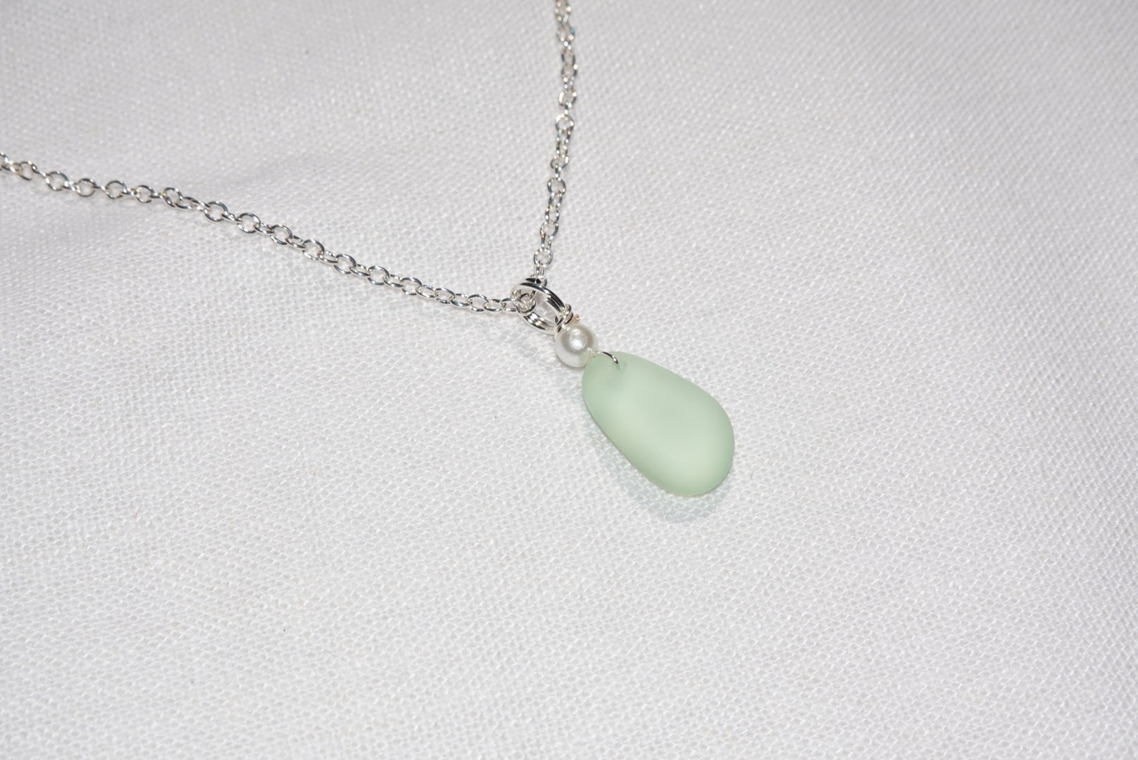 Light Green Sea Glass Necklace - silber