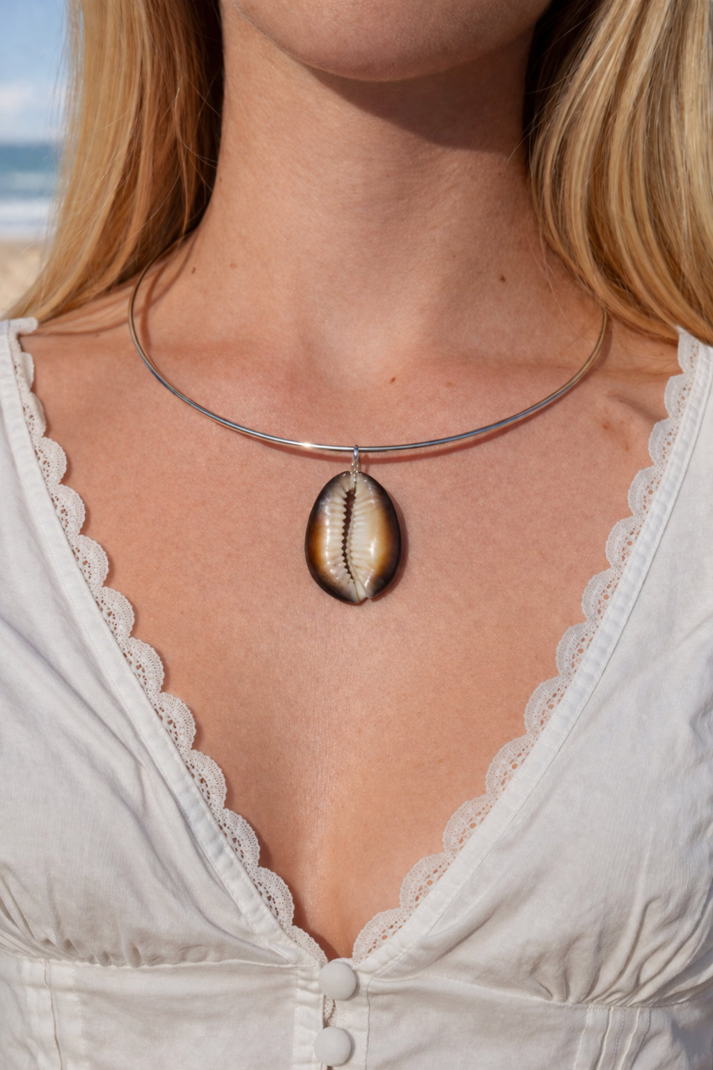 Brown Cowrie Shell Wire Necklace - silber