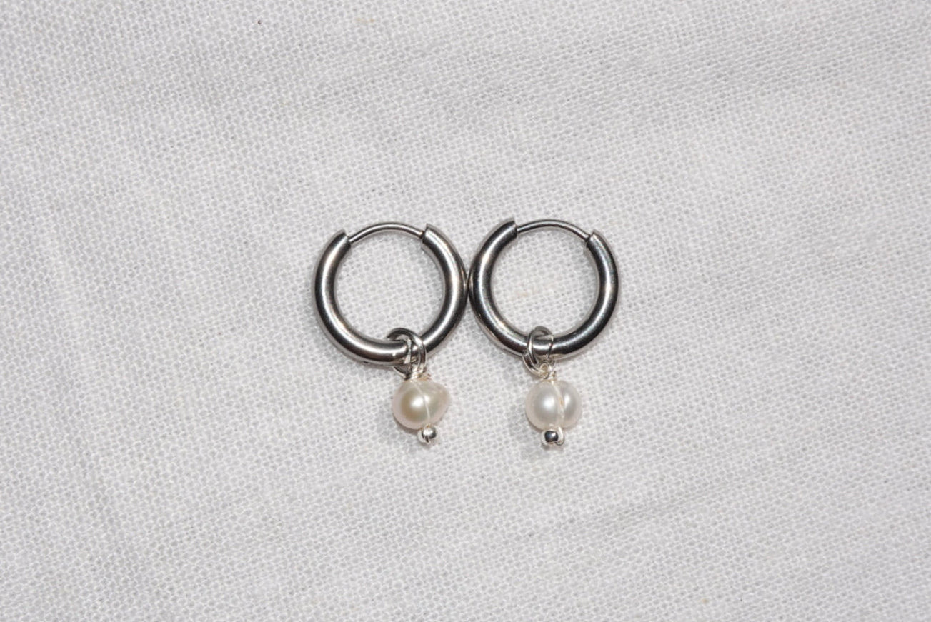 Fresh Water Pearl Earrings - silber