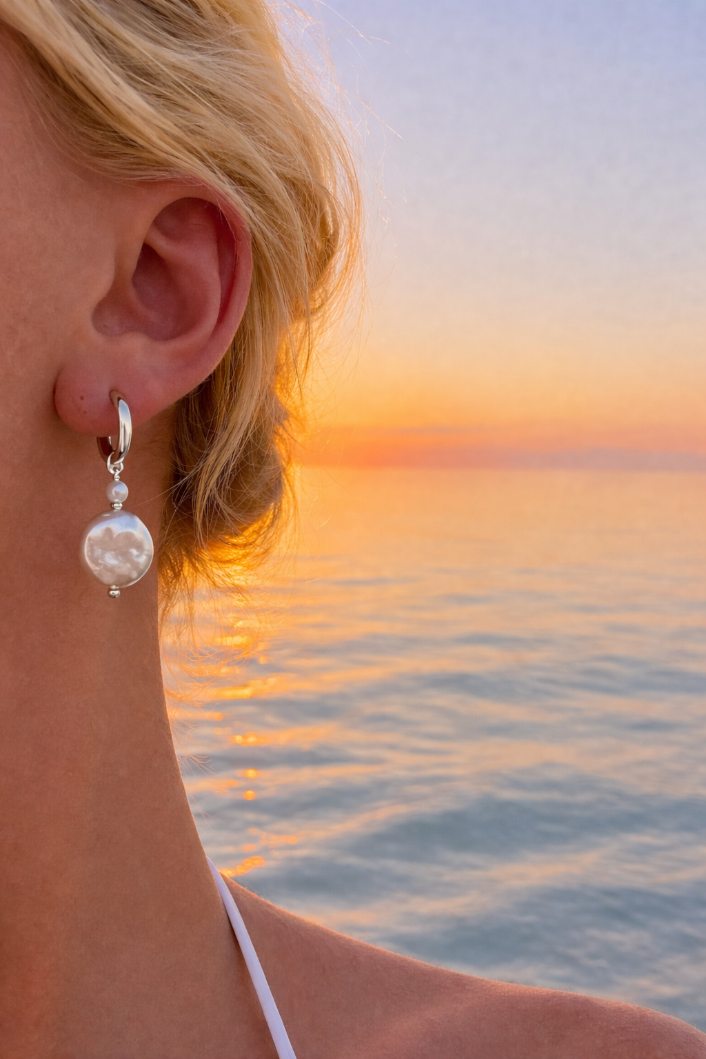 Flat Fresh Water Pearl Hoops - silber