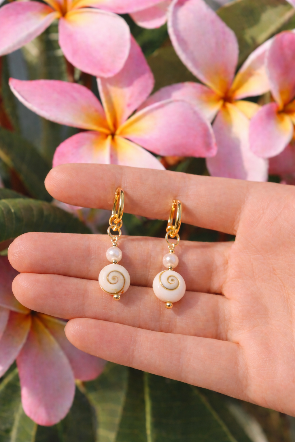 Calypso Shiva Shell Hoops ~ medium - gold