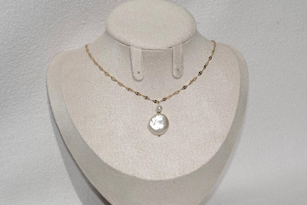 Flat Fresh Water Pearl Necklace - gold