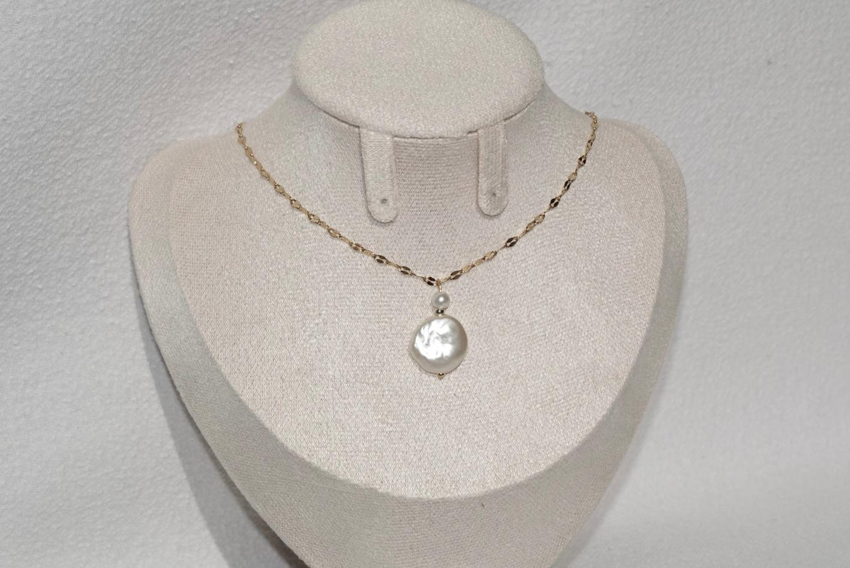 Flat Fresh Water Pearl Necklace - gold